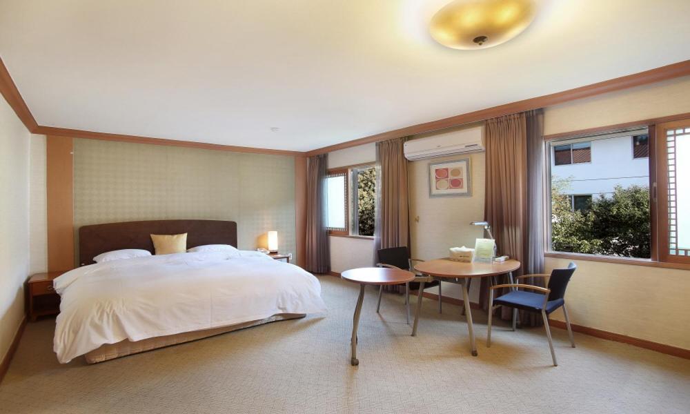Admiral Hotel Кодже Экстерьер фото