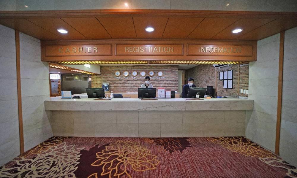 Admiral Hotel Кодже Экстерьер фото