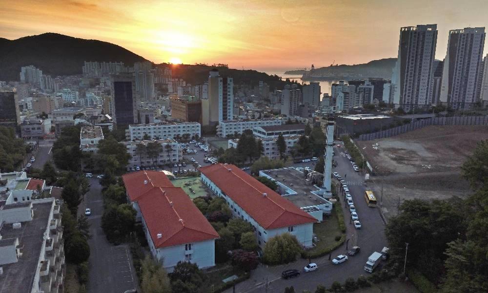Admiral Hotel Кодже Экстерьер фото